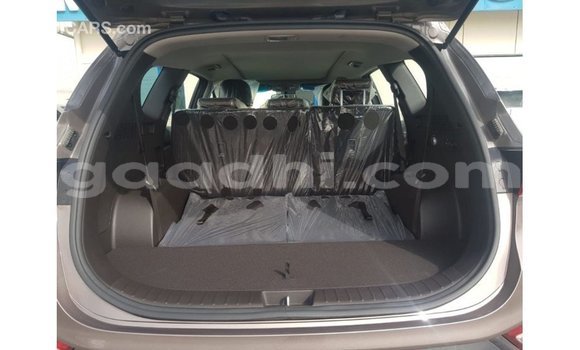 Buy Import Hyundai Santa Fe Other Car in Import - Dubai in Somalia Buy Import Hyundai Santa Fe Other Car in Import - Dubai in Somalia