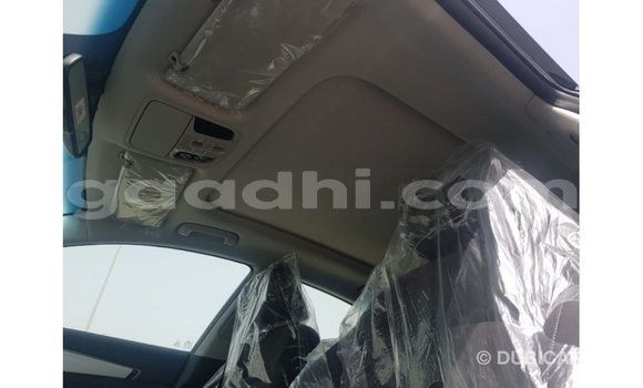 Acheter Import Voiture Kia Cadenza Bleu à Import - Dubai, Somalie Acheter Import Voiture Kia Cadenza Bleu à Import - Dubai, Somalie