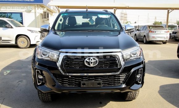 اشتري Imported Toyota Hilux أسود سيارة في Import - Dubai في الصومال اشتري Imported Toyota Hilux أسود سيارة في Import - Dubai في الصومال
