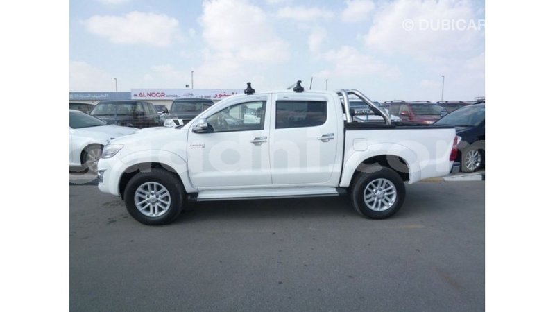 Big with watermark toyota hilux somalia import dubai 4530