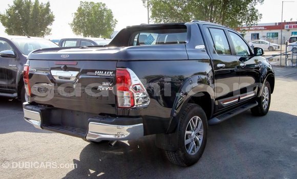 اشتري Imported Toyota Hilux أسود سيارة في Import - Dubai في الصومال اشتري Imported Toyota Hilux أسود سيارة في Import - Dubai في الصومال