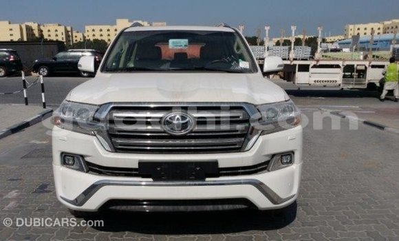 Buy Import Toyota Land Cruiser White Car in Import - Dubai in Somalia Buy Import Toyota Land Cruiser White Car in Import - Dubai in Somalia