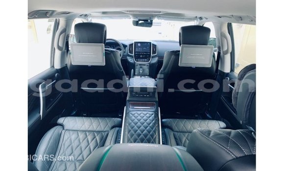 اشتري Imported Toyota Land Cruiser أسود سيارة في Import - Dubai في الصومال اشتري Imported Toyota Land Cruiser أسود سيارة في Import - Dubai في الصومال
