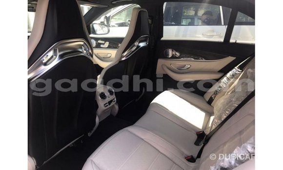 اشتري Imported Mercedes-Benz 190 آخر سيارة في Import - Dubai في الصومال اشتري Imported Mercedes-Benz 190 آخر سيارة في Import - Dubai في الصومال