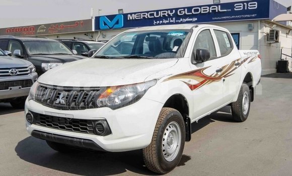 اشتري Imported Mitsubishi L200 أبيض سيارة في Import - Dubai في الصومال اشتري Imported Mitsubishi L200 أبيض سيارة في Import - Dubai في الصومال