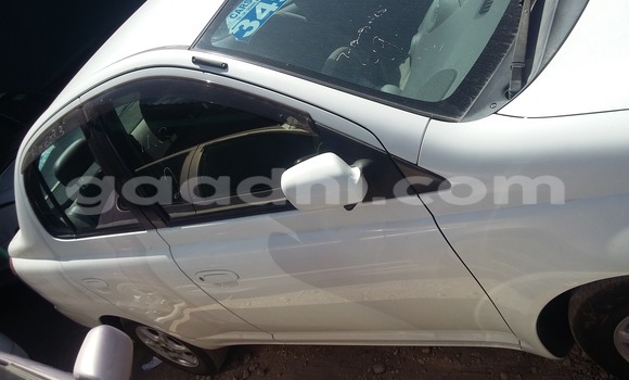 اشتري مستعمل Toyota Platz أبيض سيارة في مقديشو في الصومال اشتري مستعمل Toyota Platz أبيض سيارة في مقديشو في الصومال