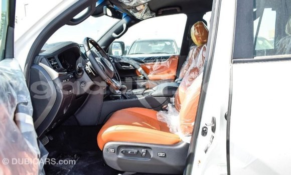 اشتري Imported Lexus LX أبيض سيارة في Import - Dubai في الصومال اشتري Imported Lexus LX أبيض سيارة في Import - Dubai في الصومال