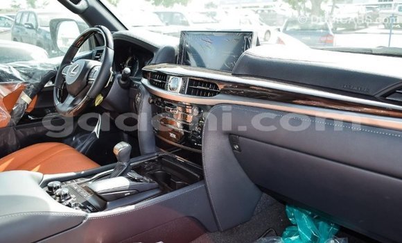 اشتري Imported Lexus LX أبيض سيارة في Import - Dubai في الصومال اشتري Imported Lexus LX أبيض سيارة في Import - Dubai في الصومال