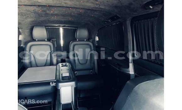اشتري Imported Mercedes-Benz 250 أسود سيارة في Import - Dubai في الصومال اشتري Imported Mercedes-Benz 250 أسود سيارة في Import - Dubai في الصومال