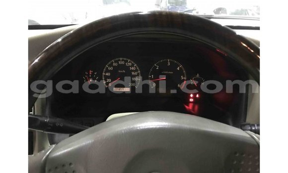 Imported Nissan Patrol White Makiinaa iti Import - Dubai keessatti Somalia keessatti Imported Nissan Patrol White Makiinaa iti Import - Dubai keessatti Somalia keessatti