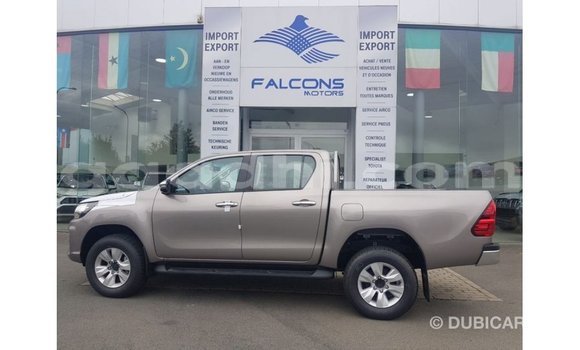 Imported Toyota Hilux Other Makiinaa iti Import - Dubai keessatti Somalia keessatti Imported Toyota Hilux Other Makiinaa iti Import - Dubai keessatti Somalia keessatti