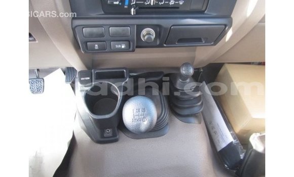 Buy Import Toyota Land Cruiser White Car in Import - Dubai in Somalia Buy Import Toyota Land Cruiser White Car in Import - Dubai in Somalia