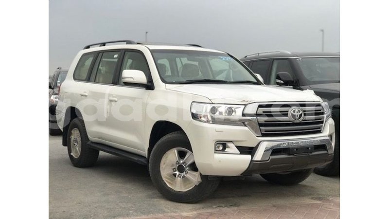 Big with watermark toyota land cruiser somalia import dubai 4604