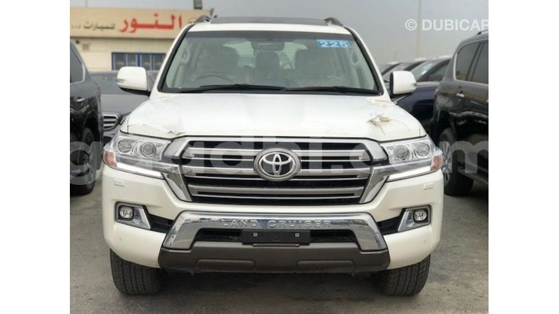 Big with watermark toyota land cruiser somalia import dubai 4604