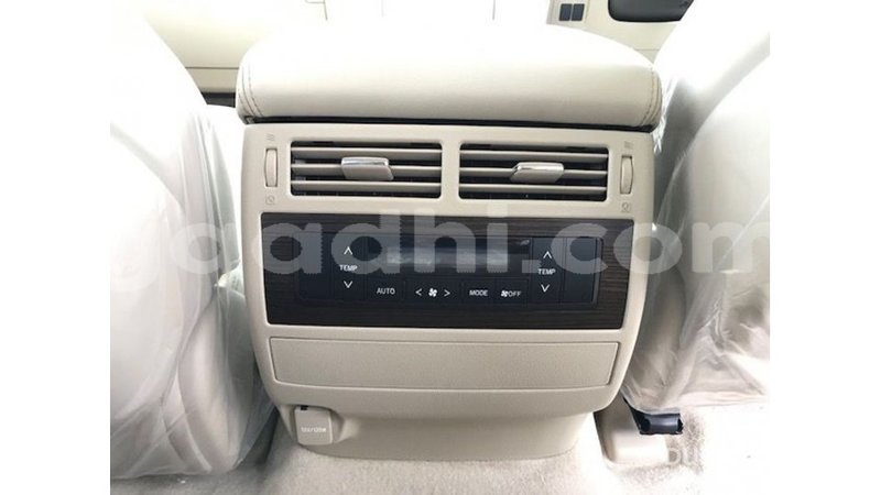 Big with watermark toyota land cruiser somalia import dubai 4604