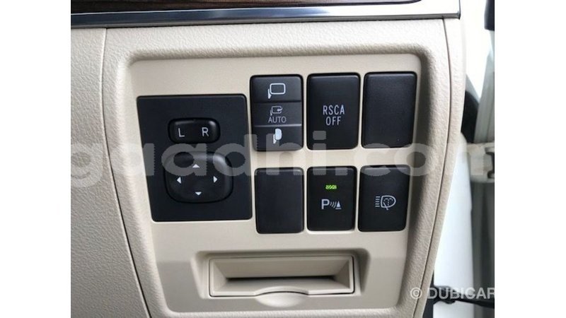 Big with watermark toyota land cruiser somalia import dubai 4605