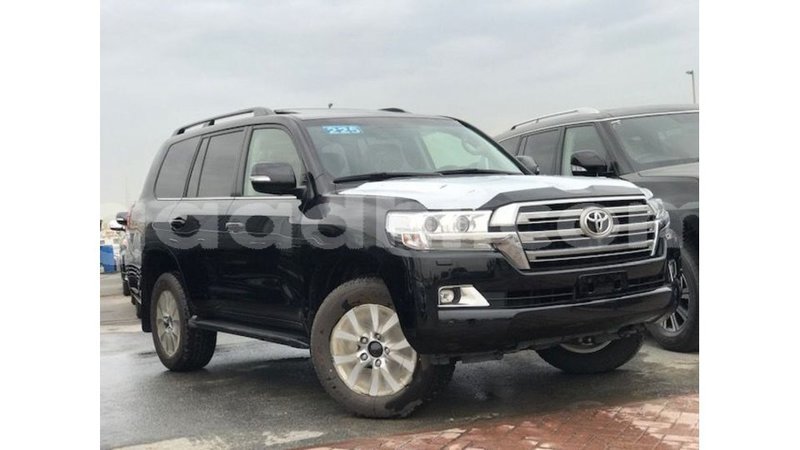 Big with watermark toyota land cruiser somalia import dubai 4607