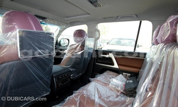 اشتري Imported Toyota Land Cruiser أسود سيارة في Import - Dubai في الصومال اشتري Imported Toyota Land Cruiser أسود سيارة في Import - Dubai في الصومال