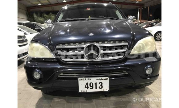 Imported Mercedes-Benz 190 (W201) Blue Makiinaa iti Import - Dubai keessatti Somalia keessatti Imported Mercedes-Benz 190 (W201) Blue Makiinaa iti Import - Dubai keessatti Somalia keessatti