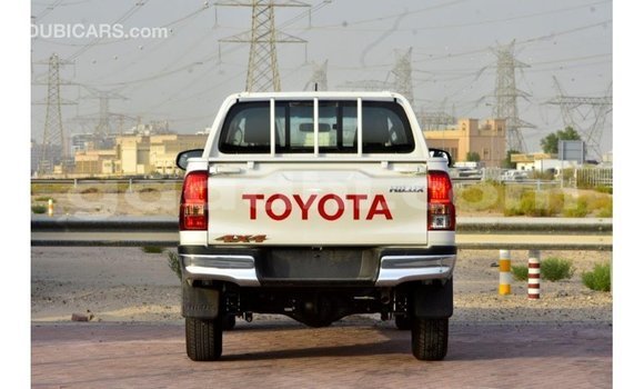 Buy Import Toyota Hilux White Car in Import - Dubai in Somalia Buy Import Toyota Hilux White Car in Import - Dubai in Somalia