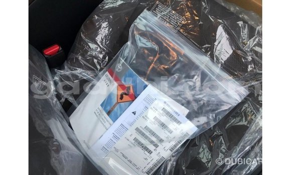 Imported Toyota HiAce White Netiree iti Import - Dubai keessatti Somalia keessatti Imported Toyota HiAce White Netiree iti Import - Dubai keessatti Somalia keessatti