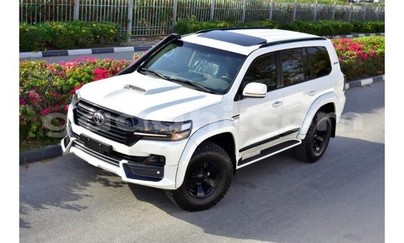 Buy Import Toyota Land Cruiser White Car in Import - Dubai in Somalia Buy Import Toyota Land Cruiser White Car in Import - Dubai in Somalia