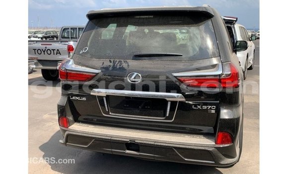 اشتري Imported Lexus LX أسود سيارة في Import - Dubai في الصومال اشتري Imported Lexus LX أسود سيارة في Import - Dubai في الصومال