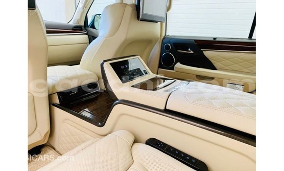اشتري Imported Lexus LX أسود سيارة في Import - Dubai في الصومال اشتري Imported Lexus LX أسود سيارة في Import - Dubai في الصومال