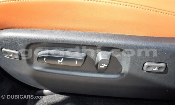 اشتري Imported Lexus LX أبيض سيارة في Import - Dubai في الصومال اشتري Imported Lexus LX أبيض سيارة في Import - Dubai في الصومال