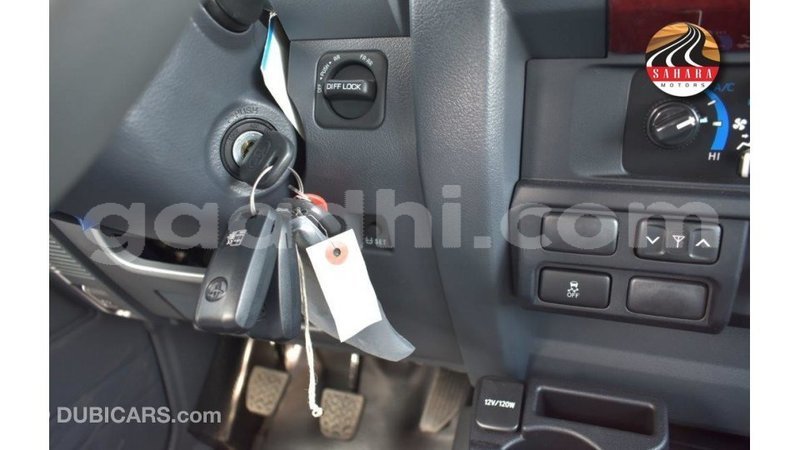 Big with watermark toyota land cruiser somalia import dubai 4624