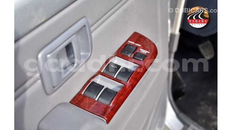 Big with watermark toyota land cruiser somalia import dubai 4624