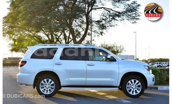 Imported Toyota Sequoia White Makiinaa iti Import - Dubai keessatti Somalia keessatti Imported Toyota Sequoia White Makiinaa iti Import - Dubai keessatti Somalia keessatti
