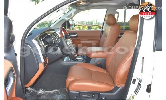Imported Toyota Sequoia White Makiinaa iti Import - Dubai keessatti Somalia keessatti Imported Toyota Sequoia White Makiinaa iti Import - Dubai keessatti Somalia keessatti