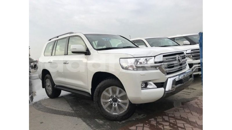 Big with watermark toyota land cruiser somalia import dubai 4628