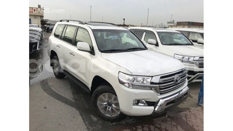 Big with watermark toyota land cruiser somalia import dubai 4628