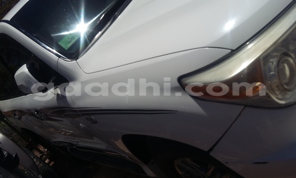 Buy New Toyota Land Cruiser White Car in Mogadishu in Somalia Buy New Toyota Land Cruiser White Car in Mogadishu in Somalia