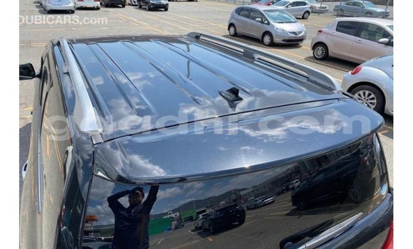 Acheter Import Voiture Toyota Land Cruiser Noir à Import - Dubai, Somalie Acheter Import Voiture Toyota Land Cruiser Noir à Import - Dubai, Somalie