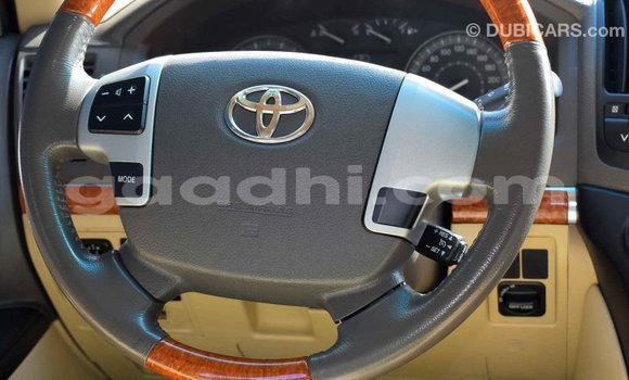 Imported Toyota Land Cruiser Other Makiinaa iti Import - Dubai keessatti Somalia keessatti Imported Toyota Land Cruiser Other Makiinaa iti Import - Dubai keessatti Somalia keessatti