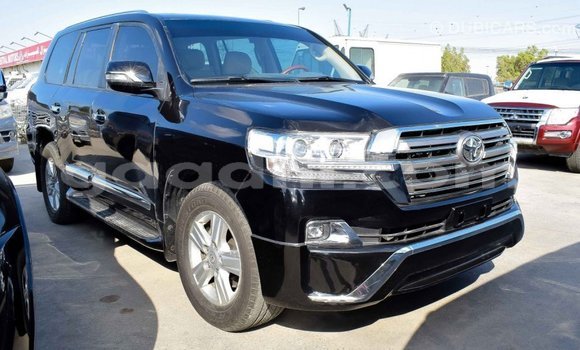 Acheter Import Voiture Toyota Land Cruiser Noir à Import - Dubai, Somalie Acheter Import Voiture Toyota Land Cruiser Noir à Import - Dubai, Somalie
