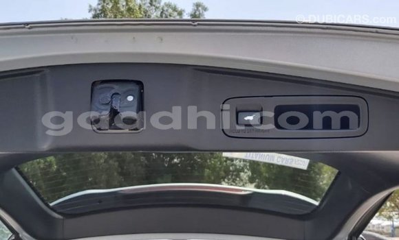 Acheter Import Moto Honda C Autre à Import - Dubai, Somalie Acheter Import Moto Honda C Autre à Import - Dubai, Somalie