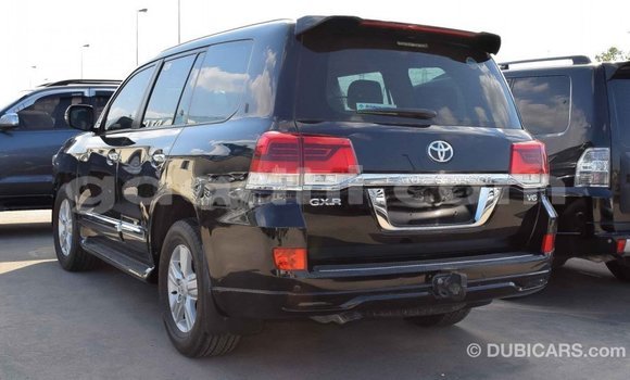 Acheter Import Voiture Toyota Land Cruiser Noir à Import - Dubai, Somalie Acheter Import Voiture Toyota Land Cruiser Noir à Import - Dubai, Somalie