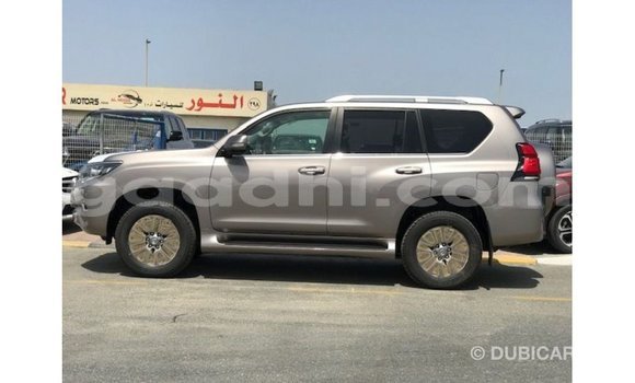 Acheter Import Voiture Toyota Prado Autre à Import - Dubai, Somalie Acheter Import Voiture Toyota Prado Autre à Import - Dubai, Somalie