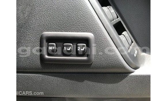Acheter Import Voiture Toyota Prado Autre à Import - Dubai, Somalie Acheter Import Voiture Toyota Prado Autre à Import - Dubai, Somalie