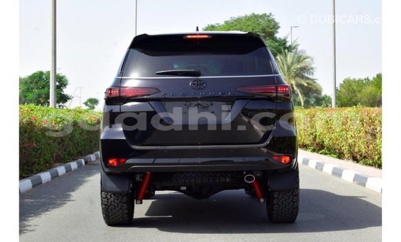 Buy Import Toyota Fortuner Black Car in Import - Dubai in Somalia Buy Import Toyota Fortuner Black Car in Import - Dubai in Somalia