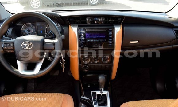 Imported Toyota Fortuner Blue Makiinaa iti Import - Dubai keessatti Somalia keessatti Imported Toyota Fortuner Blue Makiinaa iti Import - Dubai keessatti Somalia keessatti