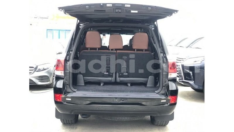 Big with watermark toyota land cruiser somalia import dubai 4652