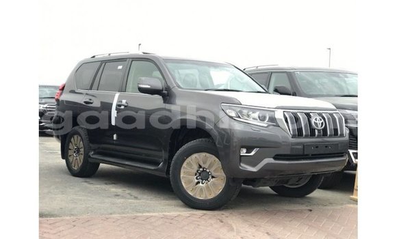 Acheter Import Voiture Toyota Prado Autre à Import - Dubai, Somalie Acheter Import Voiture Toyota Prado Autre à Import - Dubai, Somalie