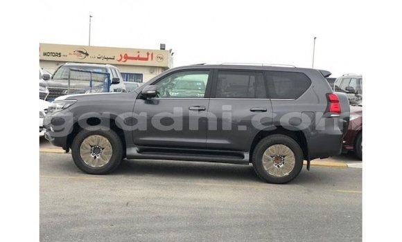 Acheter Import Voiture Toyota Prado Autre à Import - Dubai, Somalie Acheter Import Voiture Toyota Prado Autre à Import - Dubai, Somalie