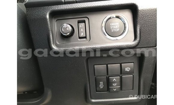Acheter Import Voiture Toyota Prado Autre à Import - Dubai, Somalie Acheter Import Voiture Toyota Prado Autre à Import - Dubai, Somalie