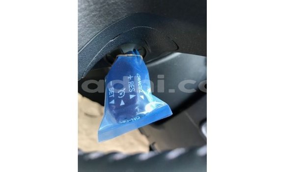 Acheter Import Voiture Toyota Prado Autre à Import - Dubai, Somalie Acheter Import Voiture Toyota Prado Autre à Import - Dubai, Somalie